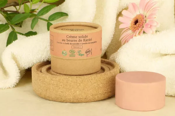 Explorez notre gamme de produits de beauté et de coiffure bio